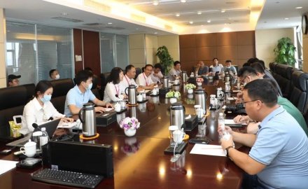 “走在前、開新局”行進式主題采訪活動走進軟控